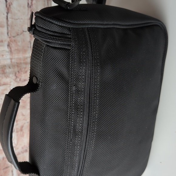 BRIGGS & RILEY TRAVEL BAG - Picture 8 of 14